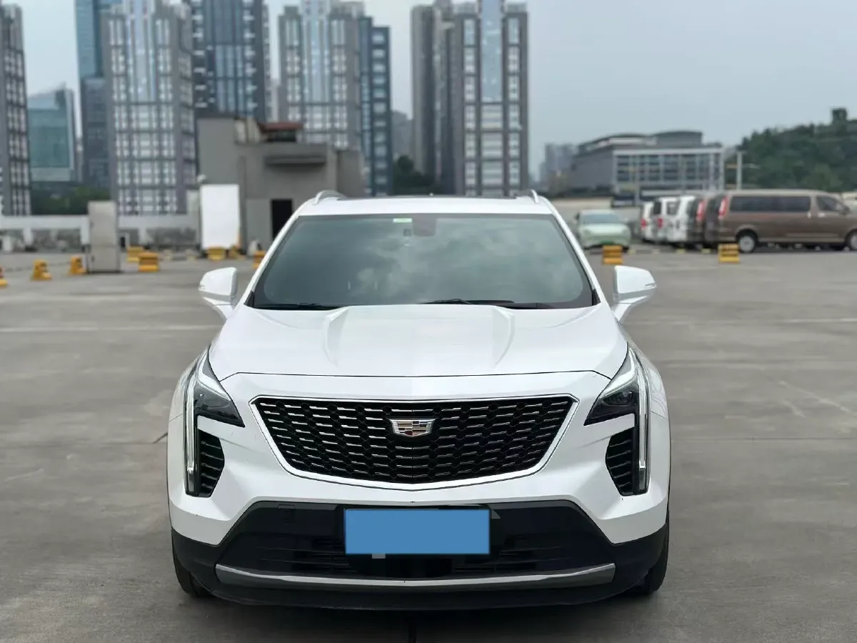2020 Cadillac XT4 2.0T 241HP L4 9AT,autocango,china used car exporter,china ev exporter,chinese used car exporter,chinese used ev exporter