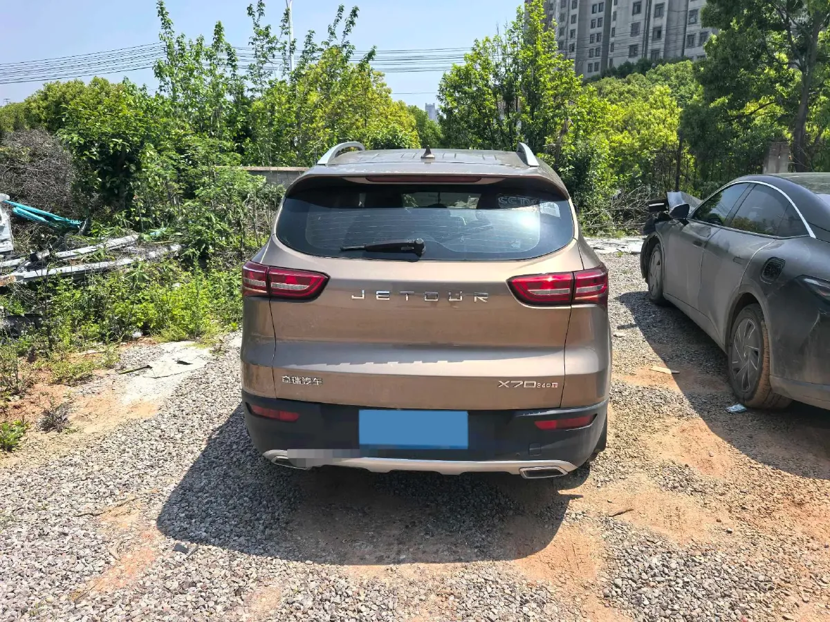 2018 Jetour X70 1.5T 147HP L4 5MT,autocango,china used car exporter,china ev exporter,chinese used car exporter,chinese used ev exporter