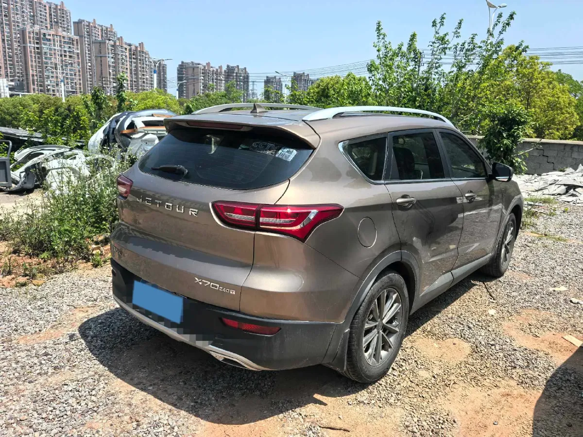 2018 Jetour X70 1.5T 147HP L4 5MT,autocango,china used car exporter,china ev exporter,chinese used car exporter,chinese used ev exporter