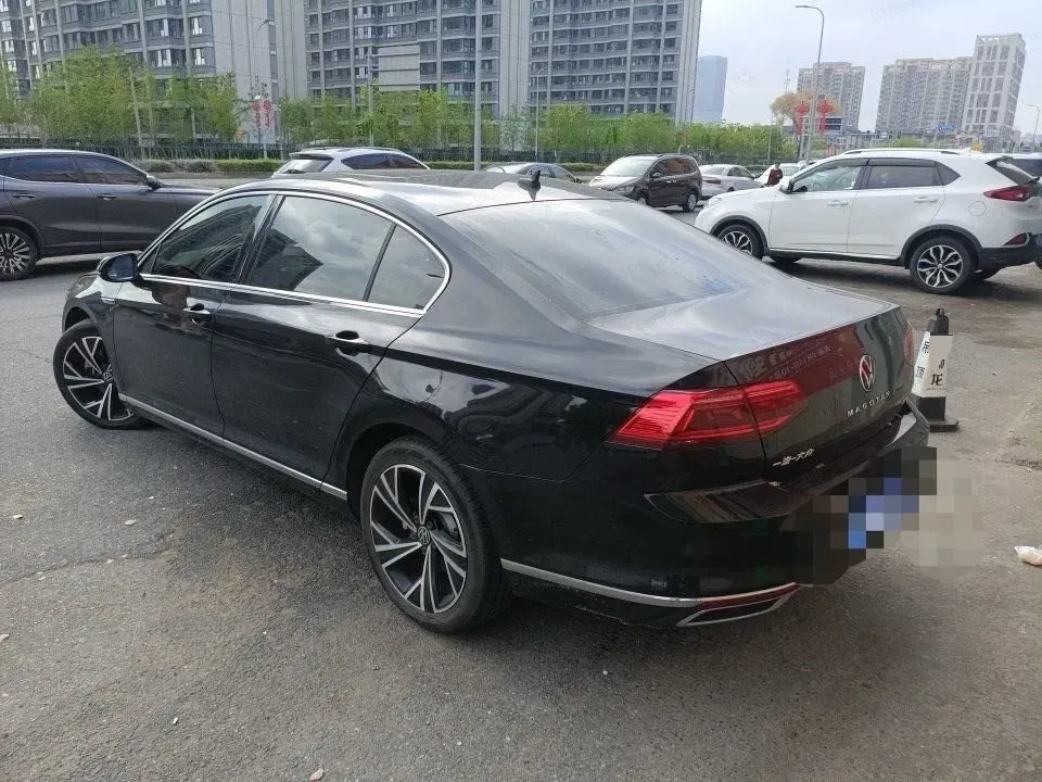 2021 Volkswagen Magotan 2.0T 186HP L4 7DCT,autocango,china used car exporter,china ev exporter,chinese used car exporter,chinese used ev exporter