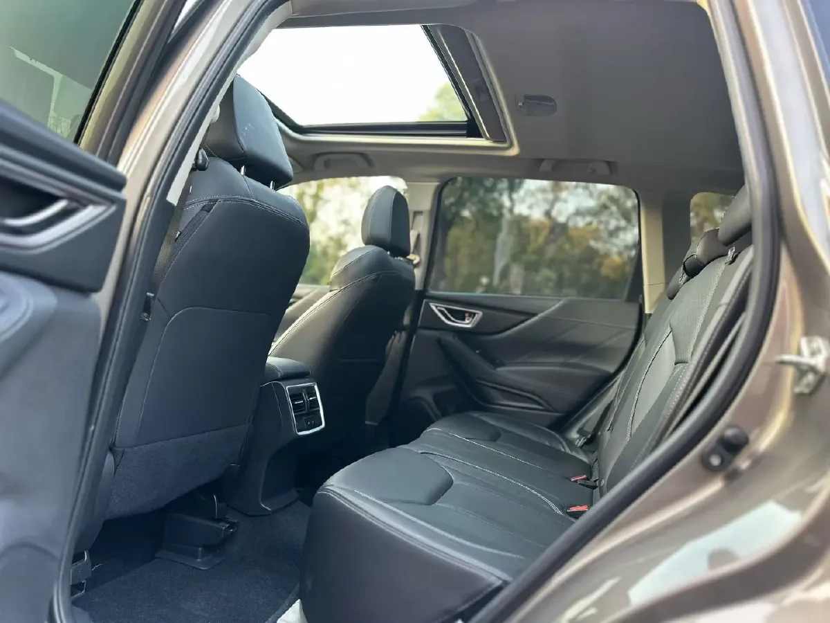 2021 Subaru Forester 2.0L 154HP H4 CVT,autocango,china used car exporter,china ev exporter,chinese used car exporter,chinese used ev exporter