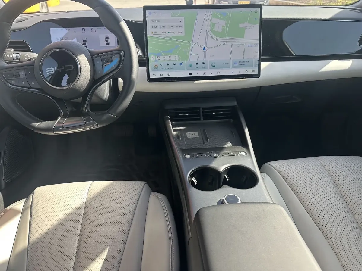 2025 BYD Seal06 BEV,autocango,china used car exporter,china ev exporter,chinese used car exporter,chinese used ev exporter