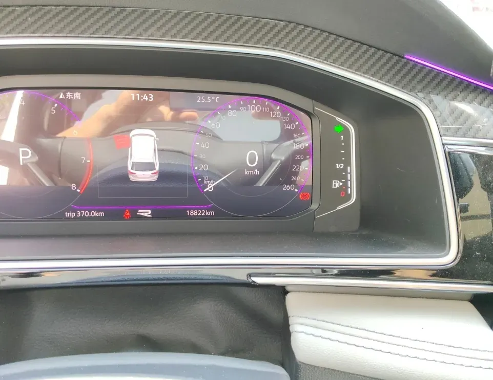 2024 Volkswagen Tiguan L 2.0T 186HP L4 7DCT,autocango,china used car exporter,china ev exporter,chinese used car exporter,chinese used ev exporter