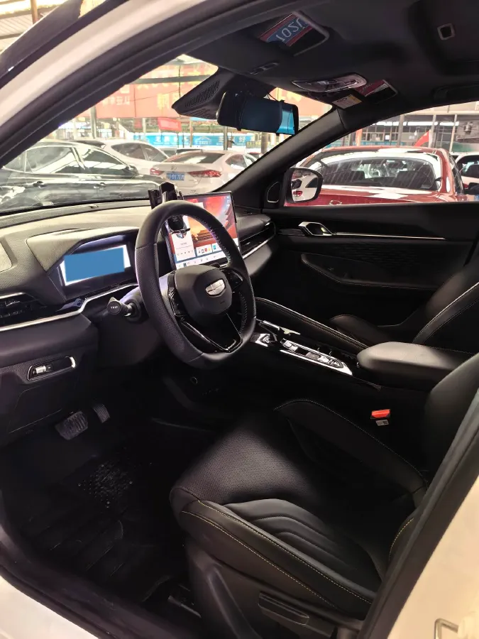 2025 Geely Coolray 1.5T 181HP L4 7DCT,autocango,china used car exporter,china ev exporter,chinese used car exporter,chinese used ev exporter