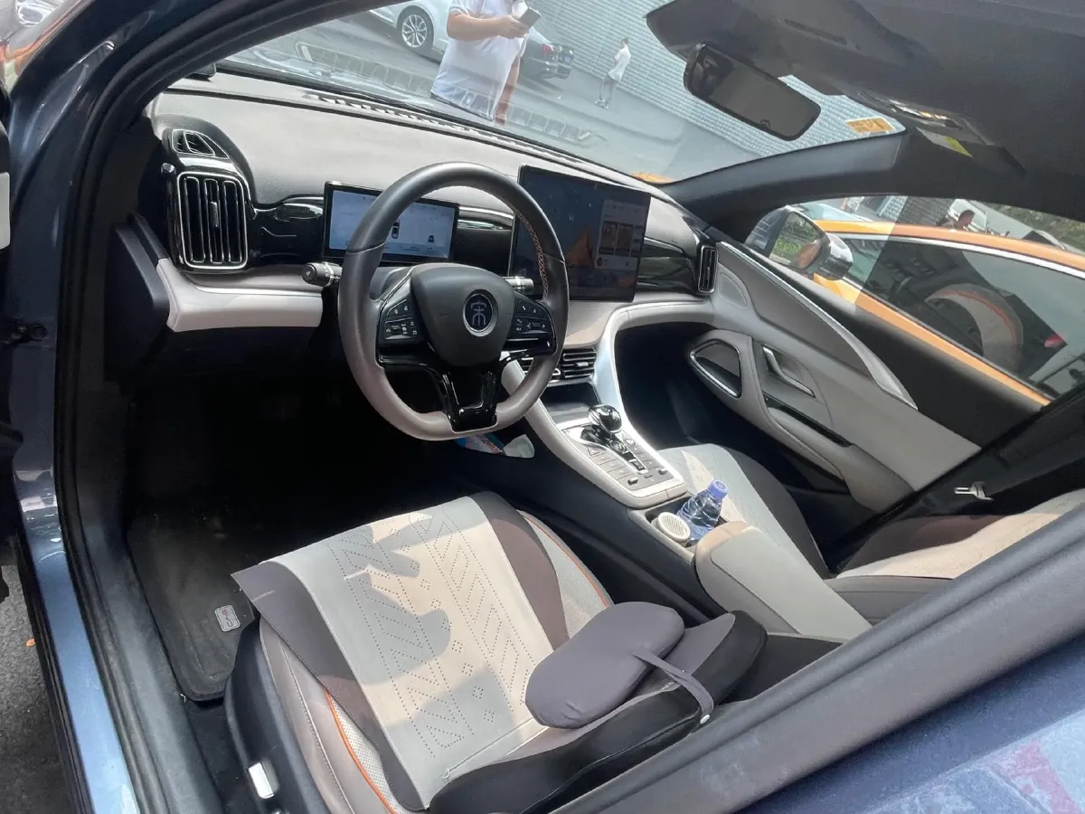 2024 BYD Song Pro 1.5L 110HP L4 E-CVT PHEV 18.3KWH,autocango,china used car exporter,china ev exporter,chinese used car exporter,chinese used ev exporter