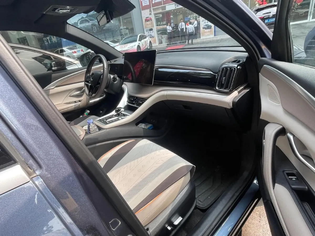 2024 BYD Song Pro 1.5L 110HP L4 E-CVT PHEV 18.3KWH,autocango,china used car exporter,china ev exporter,chinese used car exporter,chinese used ev exporter