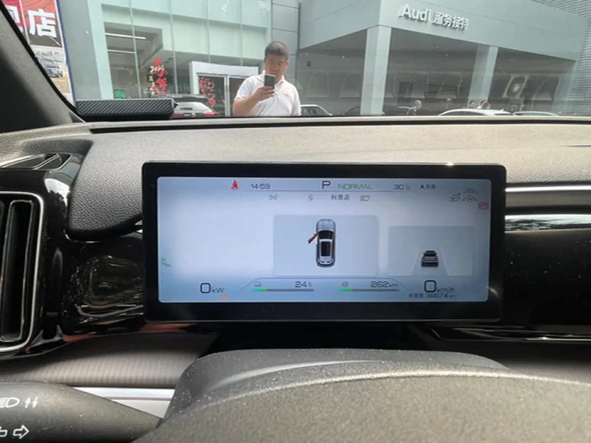 2024 BYD Song Pro 1.5L 110HP L4 E-CVT PHEV 18.3KWH,autocango,china used car exporter,china ev exporter,chinese used car exporter,chinese used ev exporter