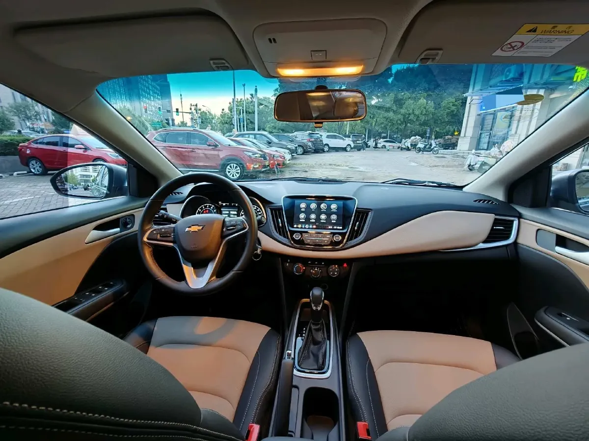 2021 Chevrolet Monza 1.5L 113HP L4 6AT,autocango,china used car exporter,china ev exporter,chinese used car exporter,chinese used ev exporter