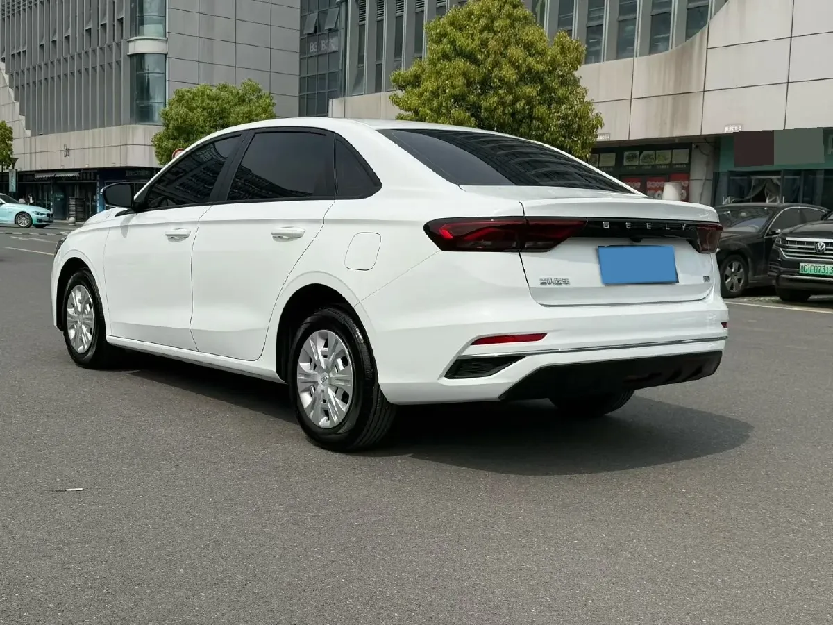 2026 Geely Emgrand 1.5L 120HP L4 5MT,autocango,china used car exporter,china ev exporter,chinese used car exporter,chinese used ev exporter