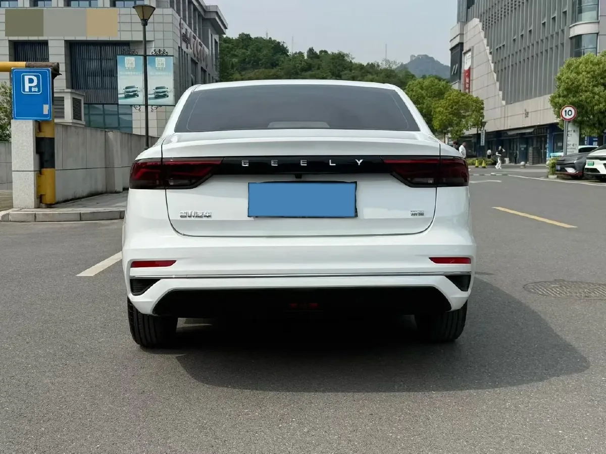2026 Geely Emgrand 1.5L 120HP L4 5MT,autocango,china used car exporter,china ev exporter,chinese used car exporter,chinese used ev exporter