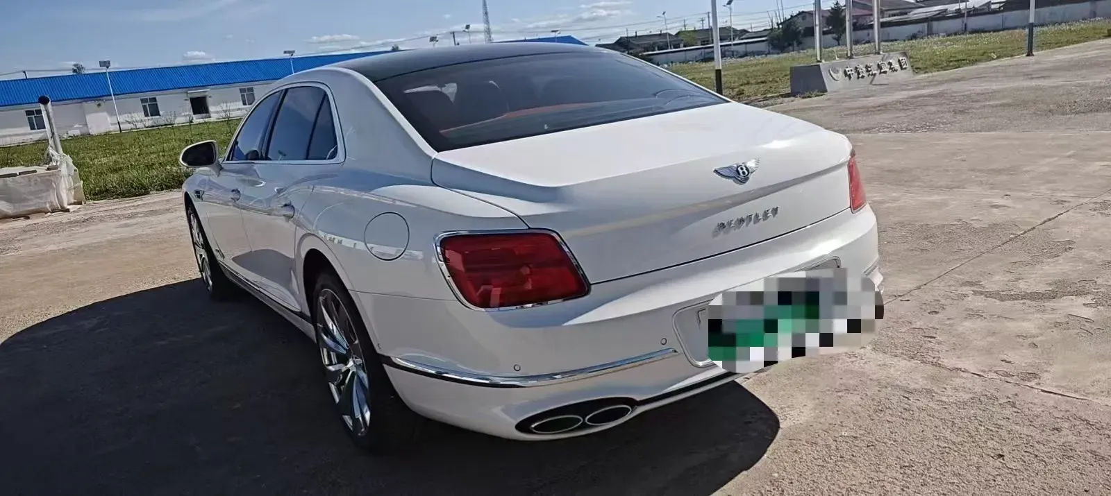 2022 Bentley Flying Spur 2.9T 416HP V6 8DCT PHEV 18KWH,autocango,china used car exporter,china ev exporter,chinese used car exporter,chinese used ev exporter