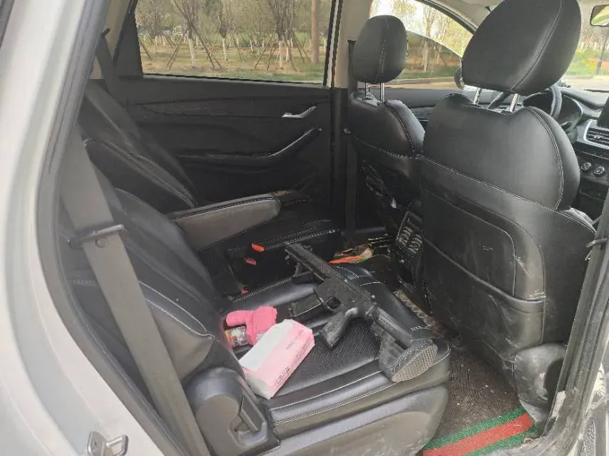 2018 BaoJun 360 1.5L 112HP L4 6MT,autocango,china used car exporter,china ev exporter,chinese used car exporter,chinese used ev exporter