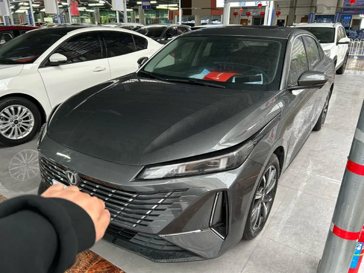 2024 ChangAn Eado 1.5T 170HP L4 7DCT,autocango,china used car exporter,china ev exporter,chinese used car exporter,chinese used ev exporter