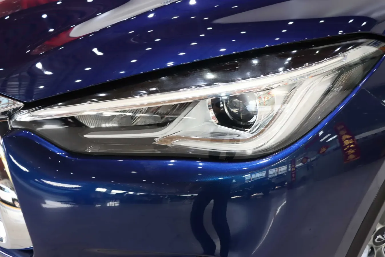 2020 Infiniti QX50 2.0T 261HP L4 CVT,autocango,china used car exporter,china ev exporter,chinese used car exporter,chinese used ev exporter