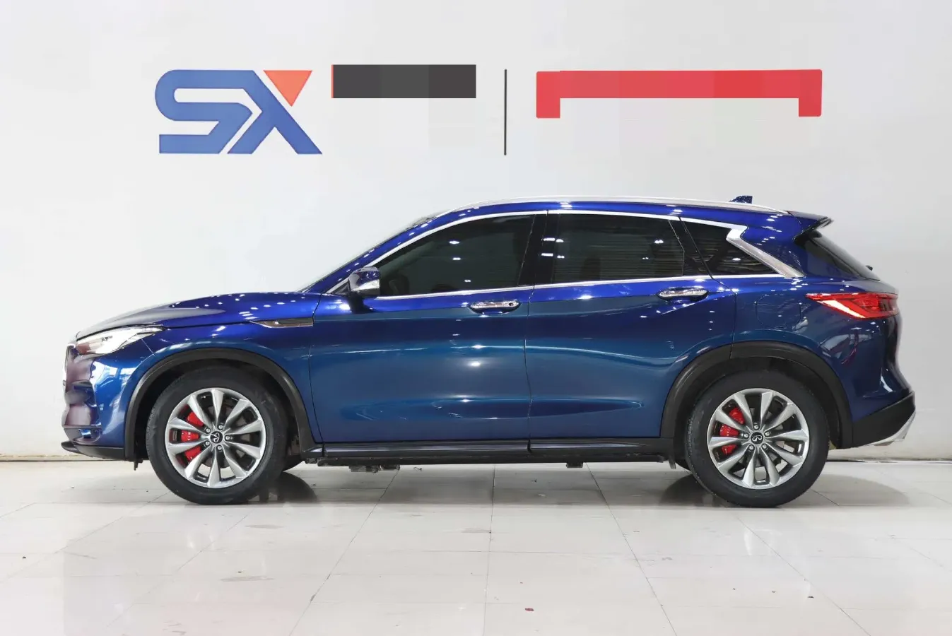 2020 Infiniti QX50 2.0T 261HP L4 CVT,autocango,china used car exporter,china ev exporter,chinese used car exporter,chinese used ev exporter