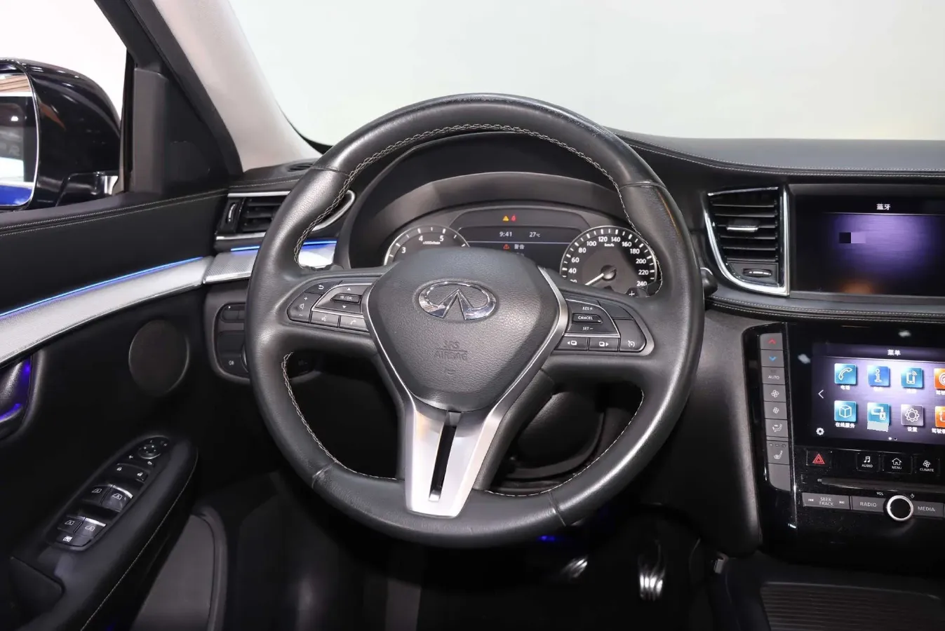 2020 Infiniti QX50 2.0T 261HP L4 CVT,autocango,china used car exporter,china ev exporter,chinese used car exporter,chinese used ev exporter