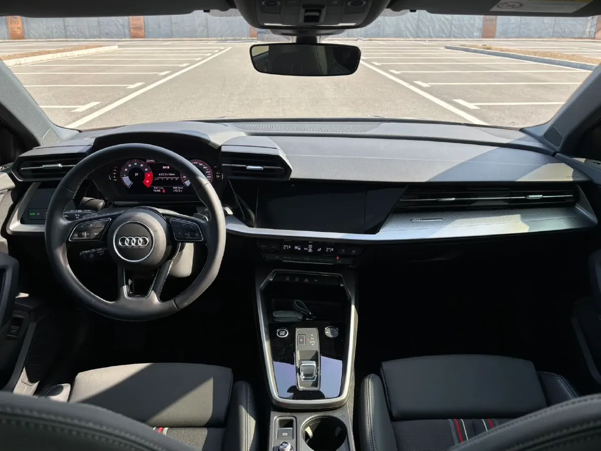 2024 Audi A3 1.4T 150HP L4 7DCT,autocango,china used car exporter,china ev exporter,chinese used car exporter,chinese used ev exporter