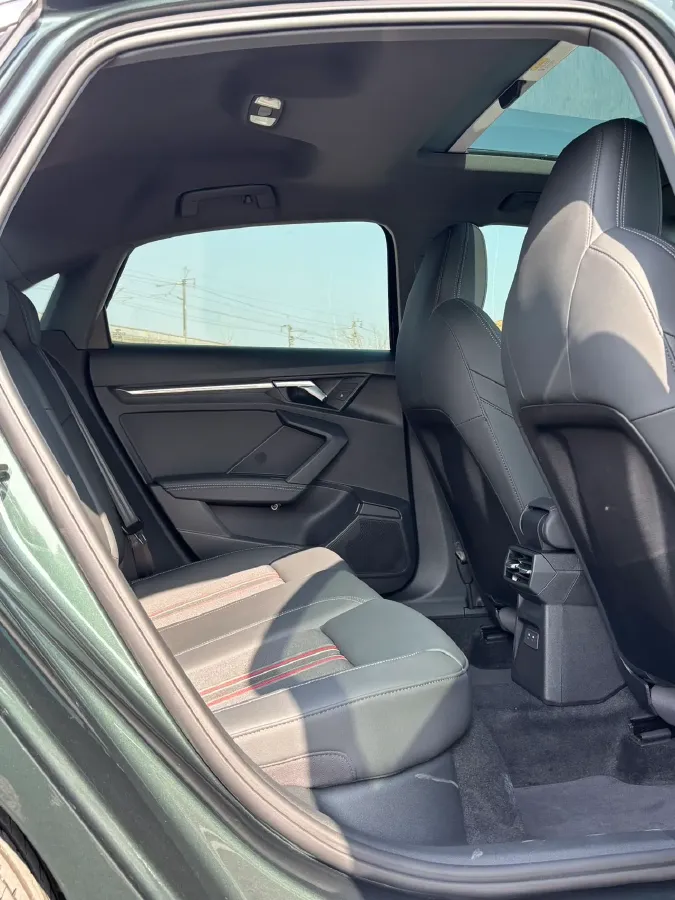 2024 Audi A3 1.4T 150HP L4 7DCT,autocango,china used car exporter,china ev exporter,chinese used car exporter,chinese used ev exporter