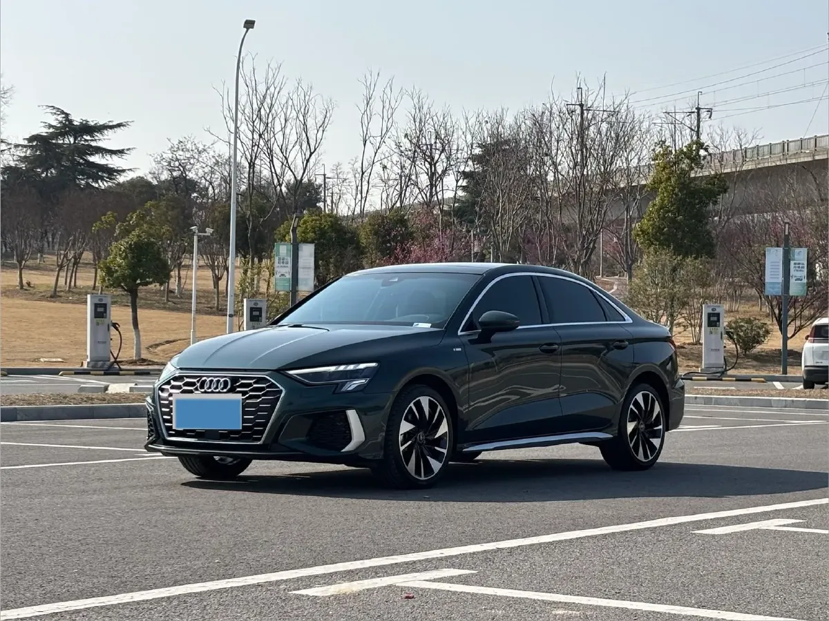 2024 Audi A3 1.4T 150HP L4 7DCT,autocango,china used car exporter,china ev exporter,chinese used car exporter,chinese used ev exporter