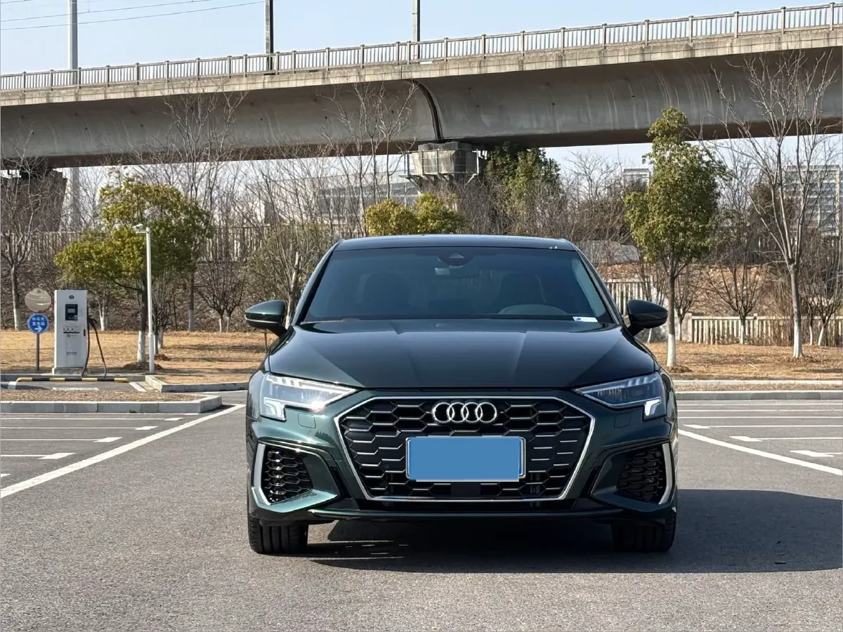 2024 Audi A3 1.4T 150HP L4 7DCT,autocango,china used car exporter,china ev exporter,chinese used car exporter,chinese used ev exporter