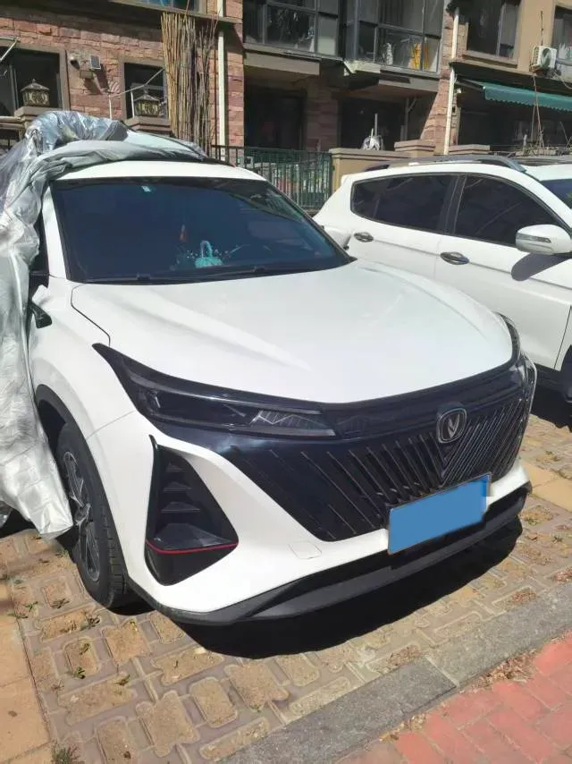 2022 ChangAn CS75 Plus 1.5T 178HP L4 6AT,autocango,china used car exporter,china ev exporter,chinese used car exporter,chinese used ev exporter