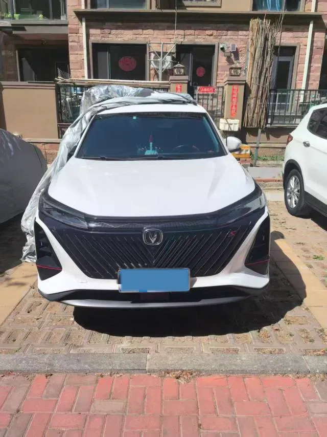 2022 ChangAn CS75 Plus 1.5T 178HP L4 6AT,autocango,china used car exporter,china ev exporter,chinese used car exporter,chinese used ev exporter