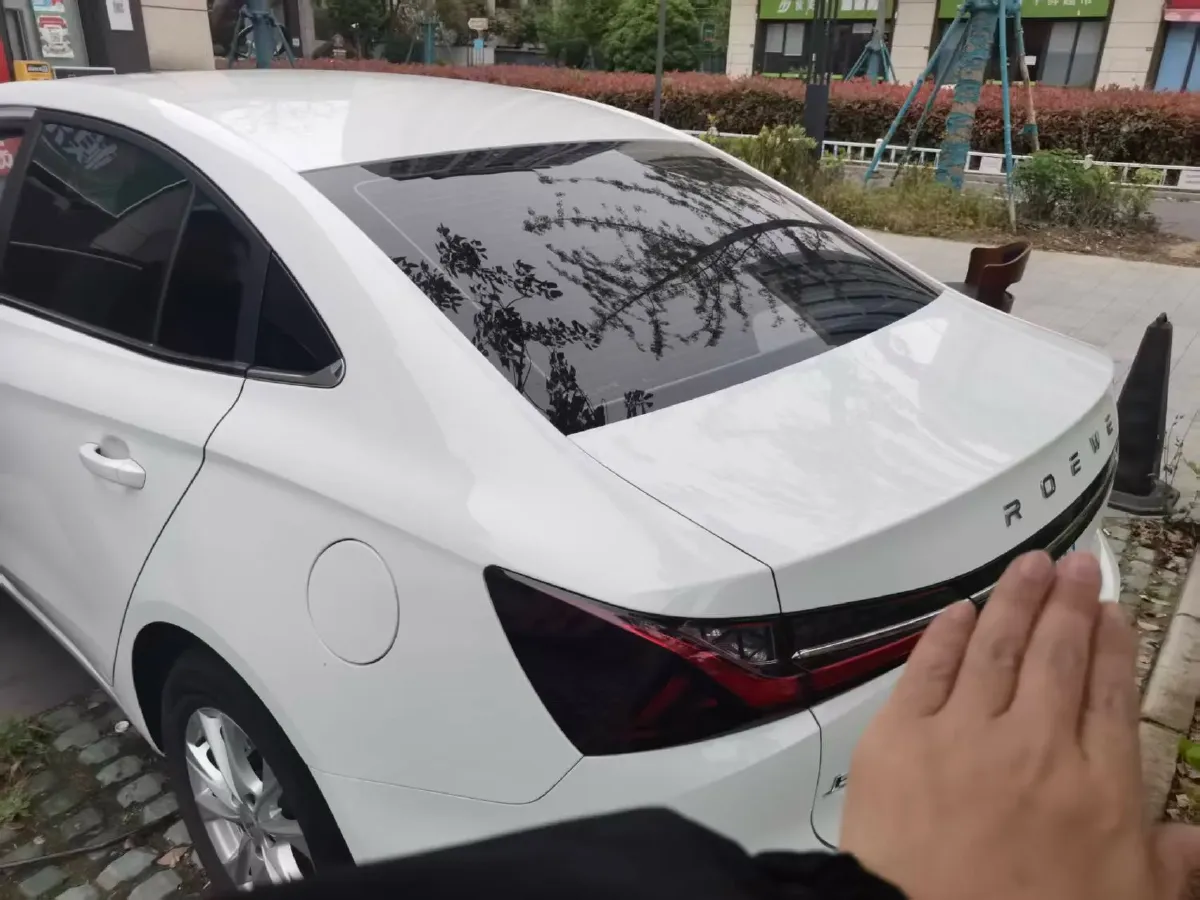 2023 Roewe i5 1.5L 129HP L4 CVT,autocango,china used car exporter,china ev exporter,chinese used car exporter,chinese used ev exporter