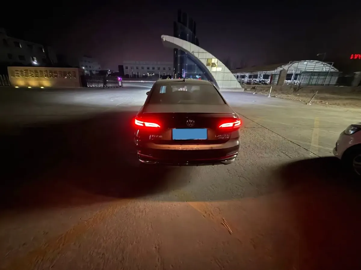 2023 Volkswagen Lavida 1.4T 150HP L4 7DCT,autocango,china used car exporter,china ev exporter,chinese used car exporter,chinese used ev exporter