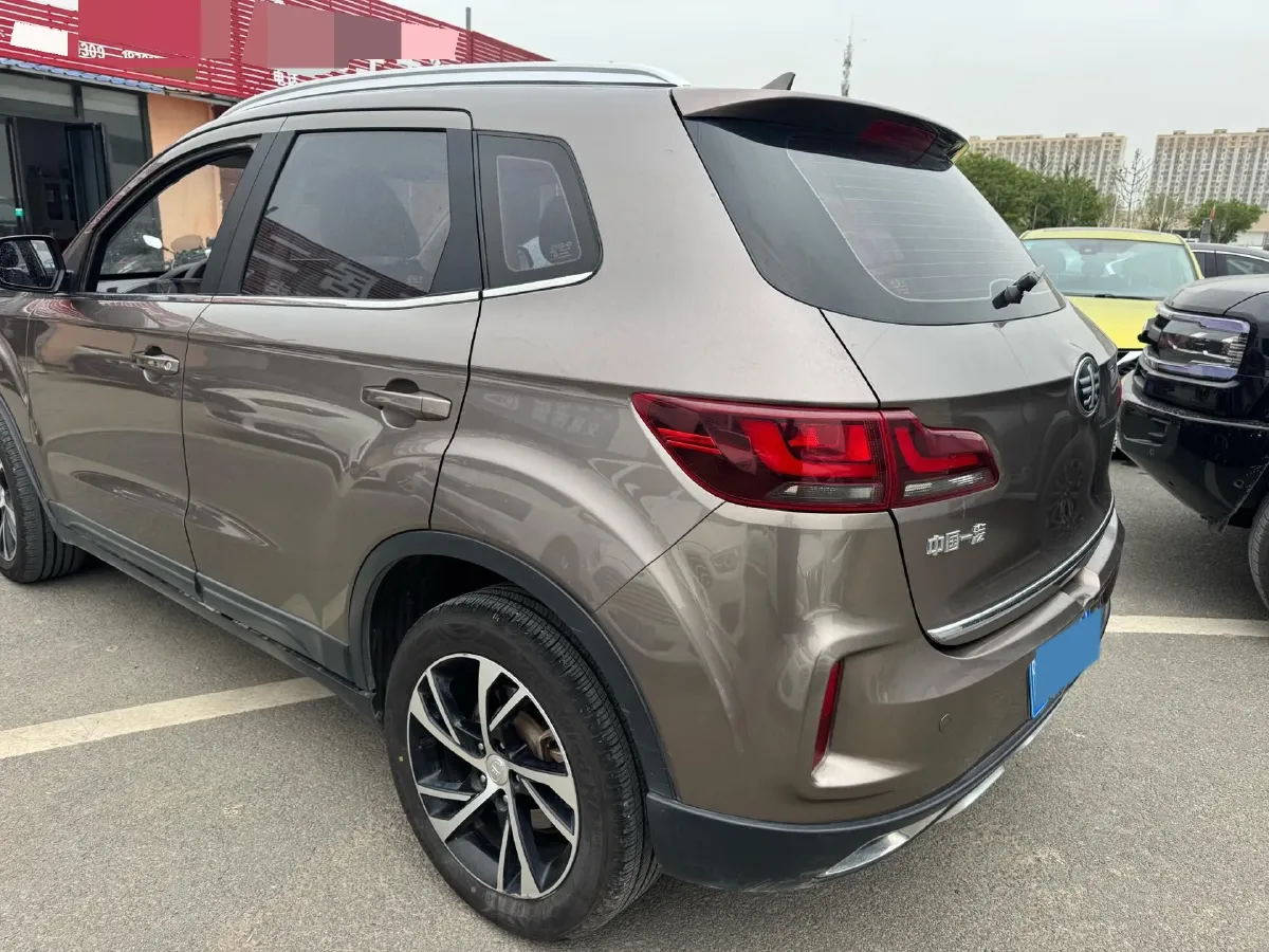 2019 Bestune X40 1.6L 114HP L4 5MT,autocango,china used car exporter,china ev exporter,chinese used car exporter,chinese used ev exporter