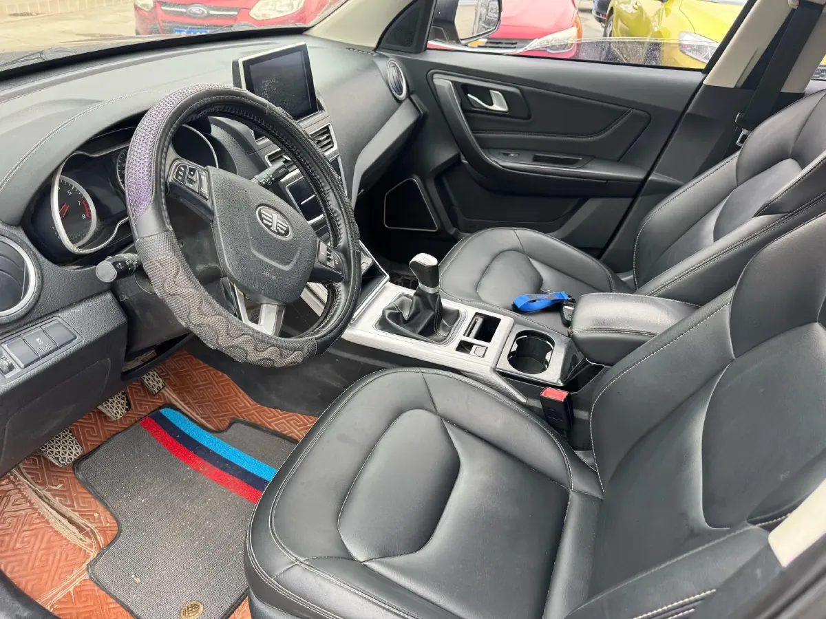 2019 Bestune X40 1.6L 114HP L4 5MT,autocango,china used car exporter,china ev exporter,chinese used car exporter,chinese used ev exporter