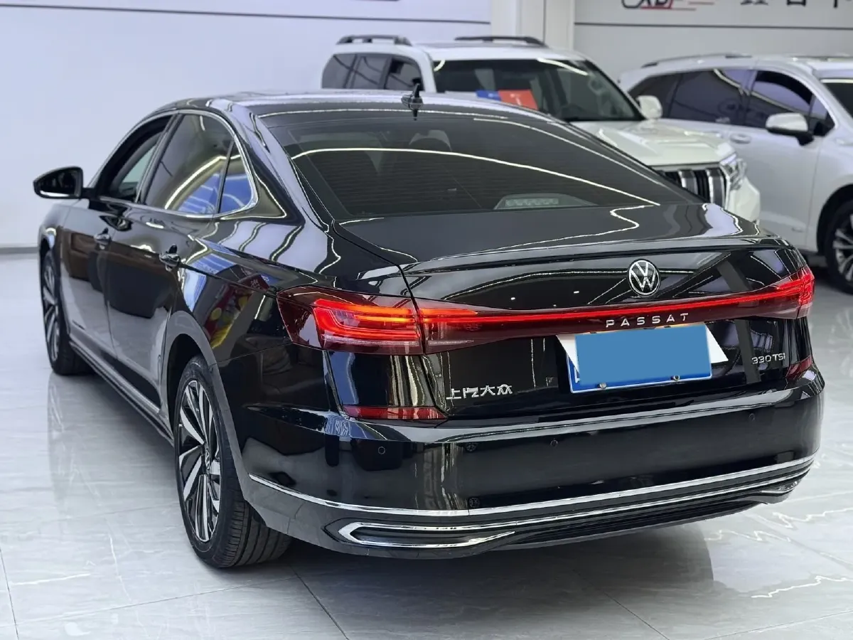 2023 Volkswagen Passat 2.0T 186HP L4 7DCT,autocango,china used car exporter,china ev exporter,chinese used car exporter,chinese used ev exporter
