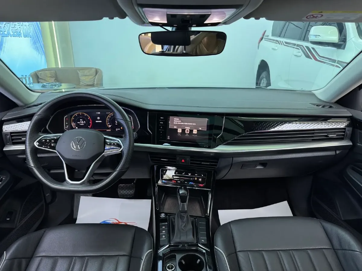 2023 Volkswagen Passat 2.0T 186HP L4 7DCT,autocango,china used car exporter,china ev exporter,chinese used car exporter,chinese used ev exporter