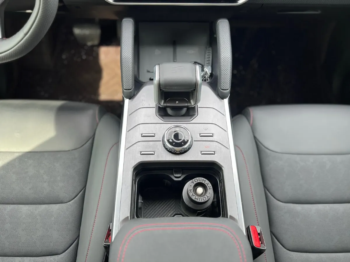 2023 Jetour Traveller 1.5T 184HP L4 7DCT,autocango,china used car exporter,china ev exporter,chinese used car exporter,chinese used ev exporter