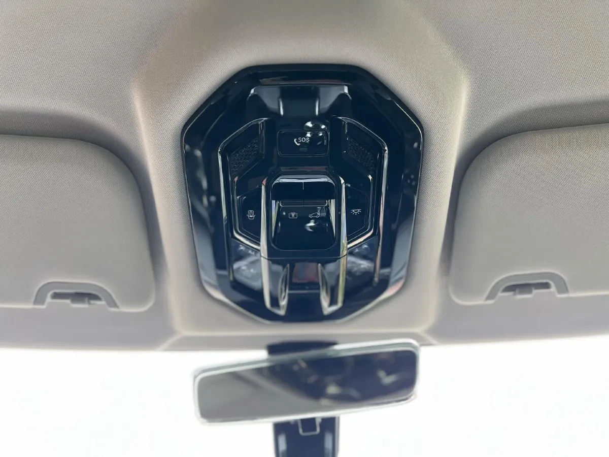 2023 Jetour Traveller 1.5T 184HP L4 7DCT,autocango,china used car exporter,china ev exporter,chinese used car exporter,chinese used ev exporter