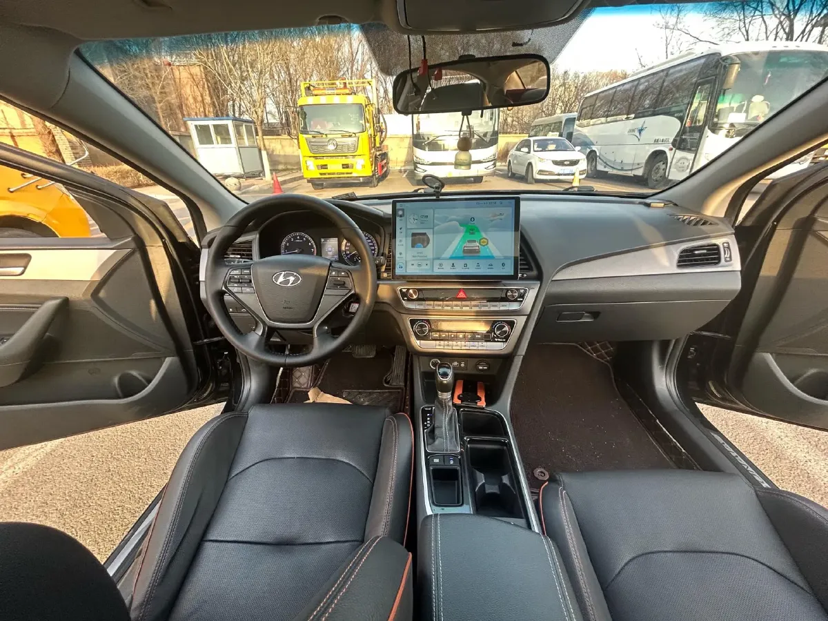 2017 Hyundai Sonata 2.0L 160HP L4 6AT,autocango,china used car exporter,china ev exporter,chinese used car exporter,chinese used ev exporter