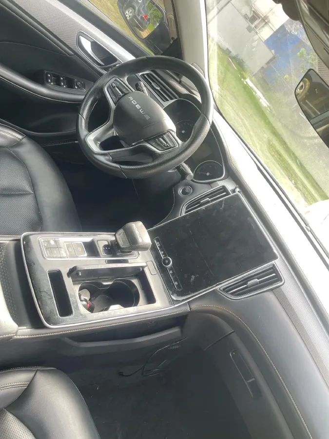 2021 Roewe i6 MAX 1.5T 169HP L4 AMT PHEV,autocango,china used car exporter,china ev exporter,chinese used car exporter,chinese used ev exporter