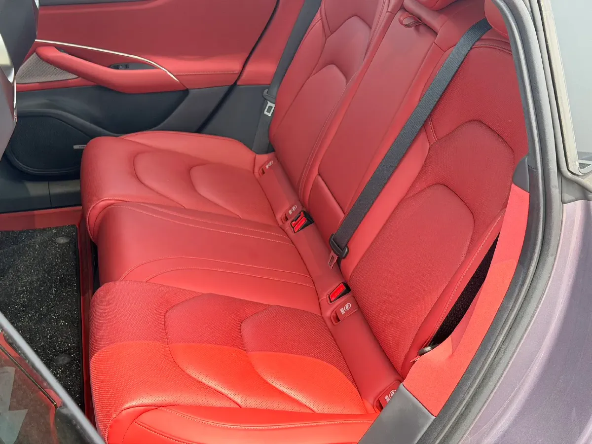 2024 MI SU7 BEV 101KWH,autocango,china used car exporter,china ev exporter,chinese used car exporter,chinese used ev exporter