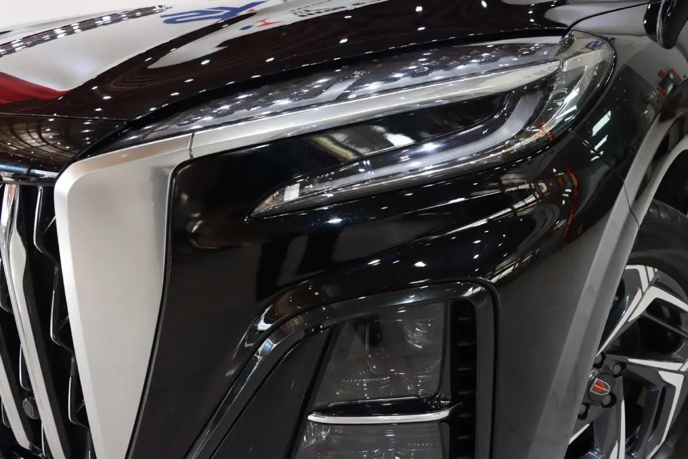 2023 HongQi HS3 1.5T 169HP L4 7DCT,autocango,china used car exporter,china ev exporter,chinese used car exporter,chinese used ev exporter