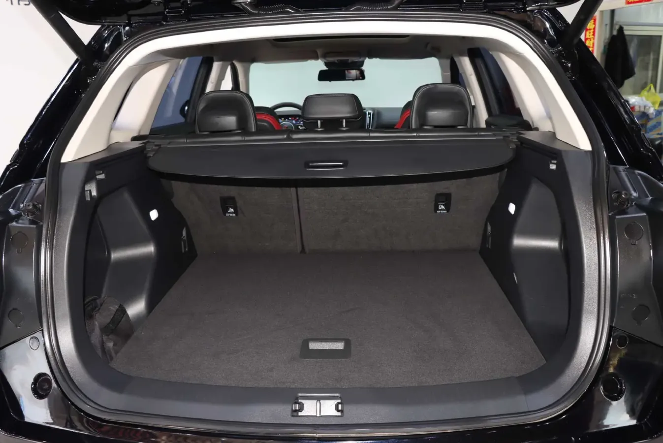 2023 HongQi HS3 1.5T 169HP L4 7DCT,autocango,china used car exporter,china ev exporter,chinese used car exporter,chinese used ev exporter