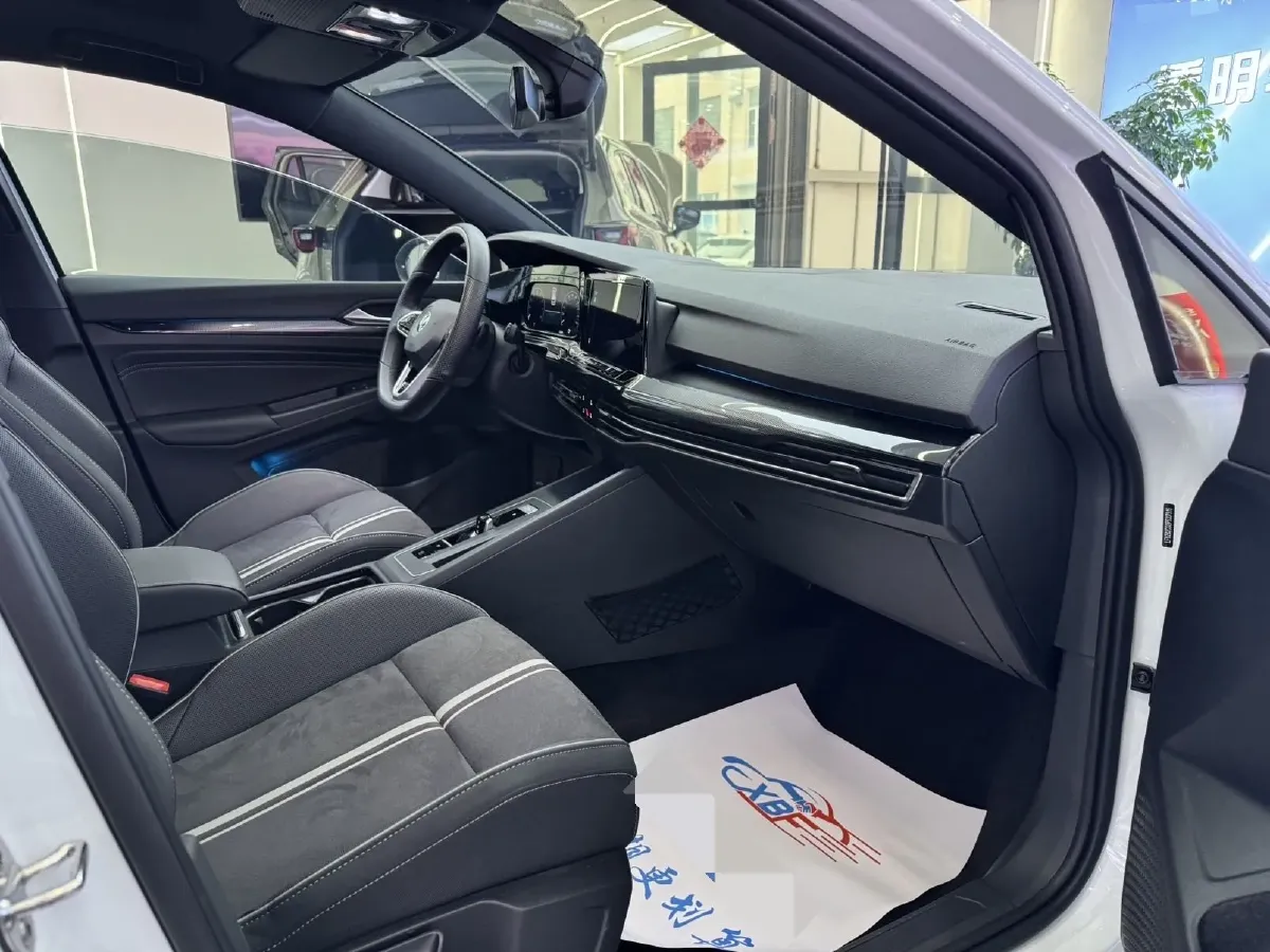 2023 Volkswagen Golf 1.4T 150HP L4 7DCT,autocango,china used car exporter,china ev exporter,chinese used car exporter,chinese used ev exporter