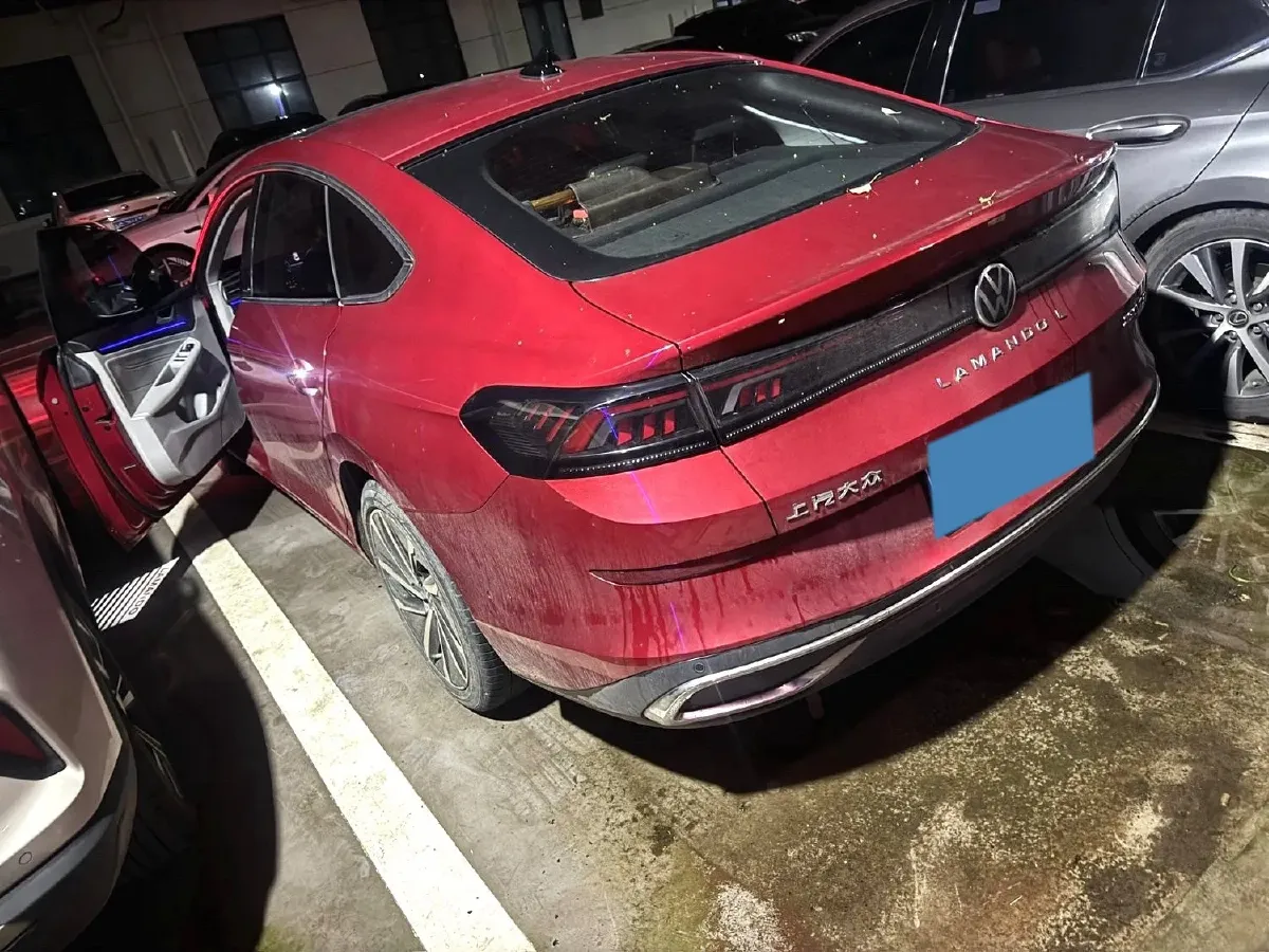 2022 Skoda Superb 2.0T 186HP L4 7DCT,autocango,china used car exporter,china ev exporter,chinese used car exporter,chinese used ev exporter