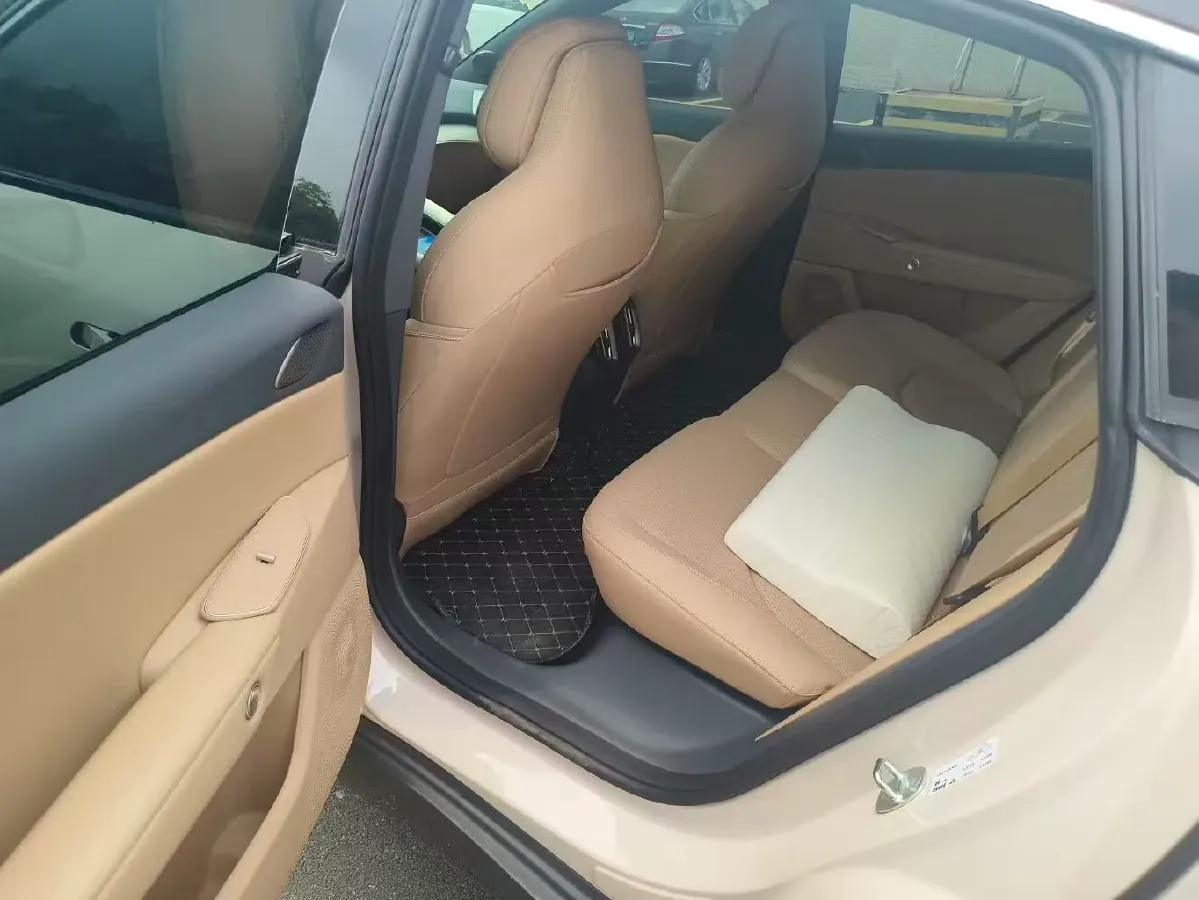 2025 ARCFOX αS5 BEV,autocango,china used car exporter,china ev exporter,chinese used car exporter,chinese used ev exporter