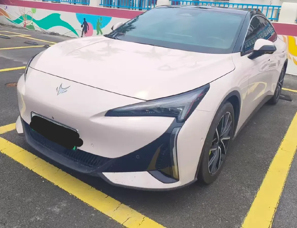 2025 ARCFOX αS5 BEV,autocango,china used car exporter,china ev exporter,chinese used car exporter,chinese used ev exporter