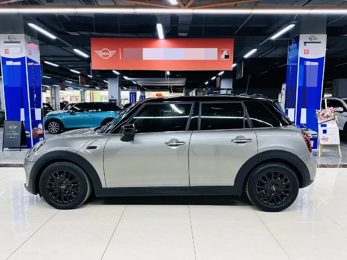 2020 MINI MINI 1.5T 136HP L3 7DCT,autocango,china used car exporter,china ev exporter,chinese used car exporter,chinese used ev exporter