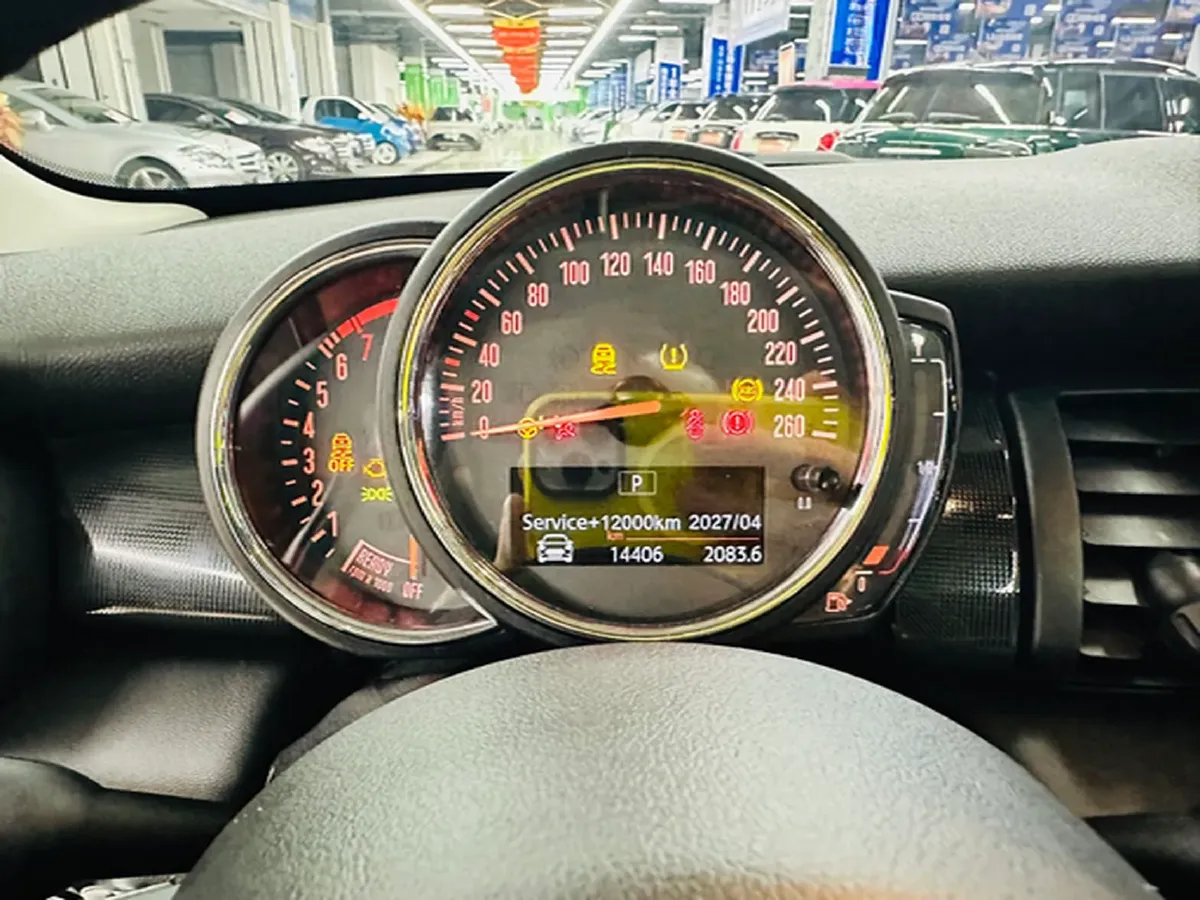 2020 MINI MINI 1.5T 136HP L3 7DCT,autocango,china used car exporter,china ev exporter,chinese used car exporter,chinese used ev exporter