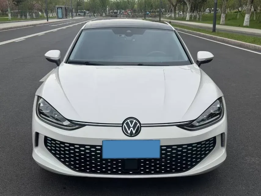 2022 Volkswagen Lavida 1.4T 150HP L4 7DCT,autocango,china used car exporter,china ev exporter,chinese used car exporter,chinese used ev exporter