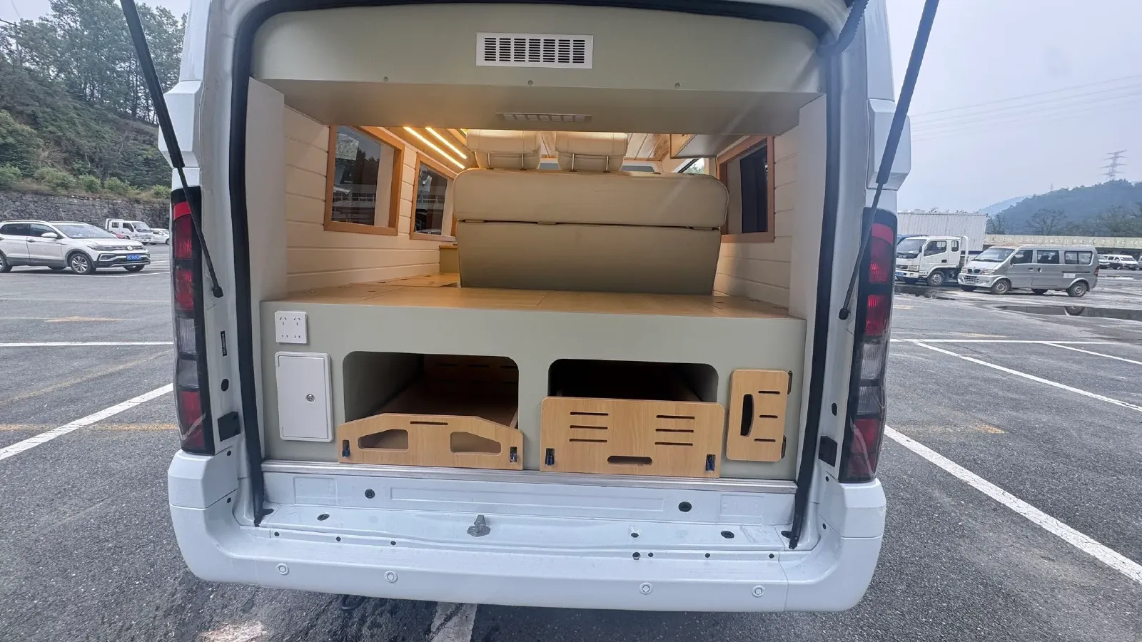 2024 Volkswagen Lamando 1.4T 150HP L4 7DCT,autocango,china used car exporter,china ev exporter,chinese used car exporter,chinese used ev exporter