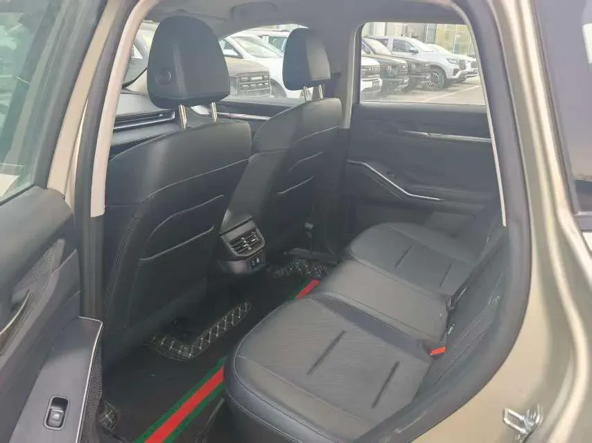 2024 Haval H6 1.5T 184HP L4 7DCT,autocango,china used car exporter,china ev exporter,chinese used car exporter,chinese used ev exporter