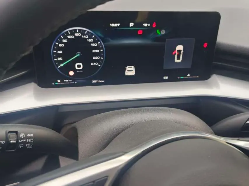 2024 Haval H6 1.5T 184HP L4 7DCT,autocango,china used car exporter,china ev exporter,chinese used car exporter,chinese used ev exporter