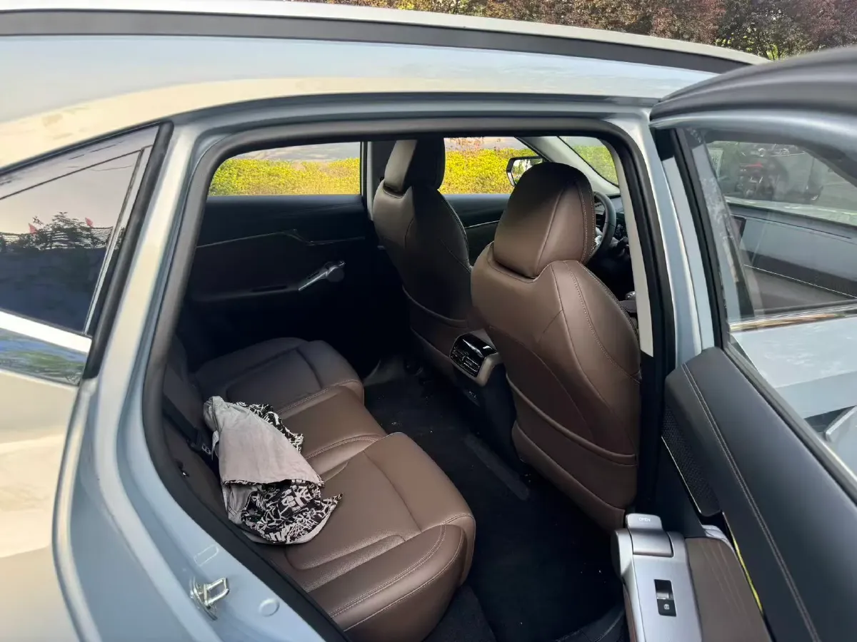 2024 GAC Trumpchi GS4 1.5T 177HP L4 7DCT,autocango,china used car exporter,china ev exporter,chinese used car exporter,chinese used ev exporter